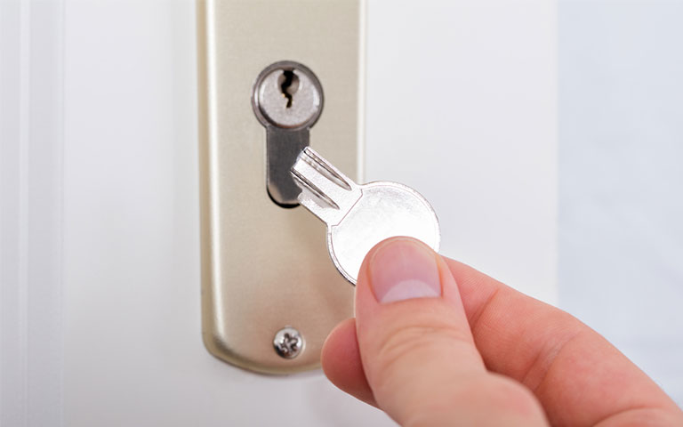 Green locksmith provides automotive locksmith services in Daytona Beach & Ormond Beach, FL